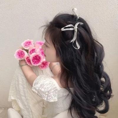 皮裘大衣女人
